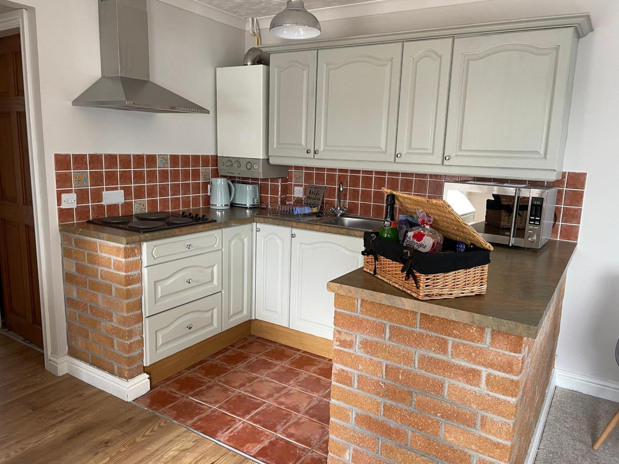 The Cwtch - A Self Contained One Bedroom Annex Pwllheli Ngoại thất bức ảnh